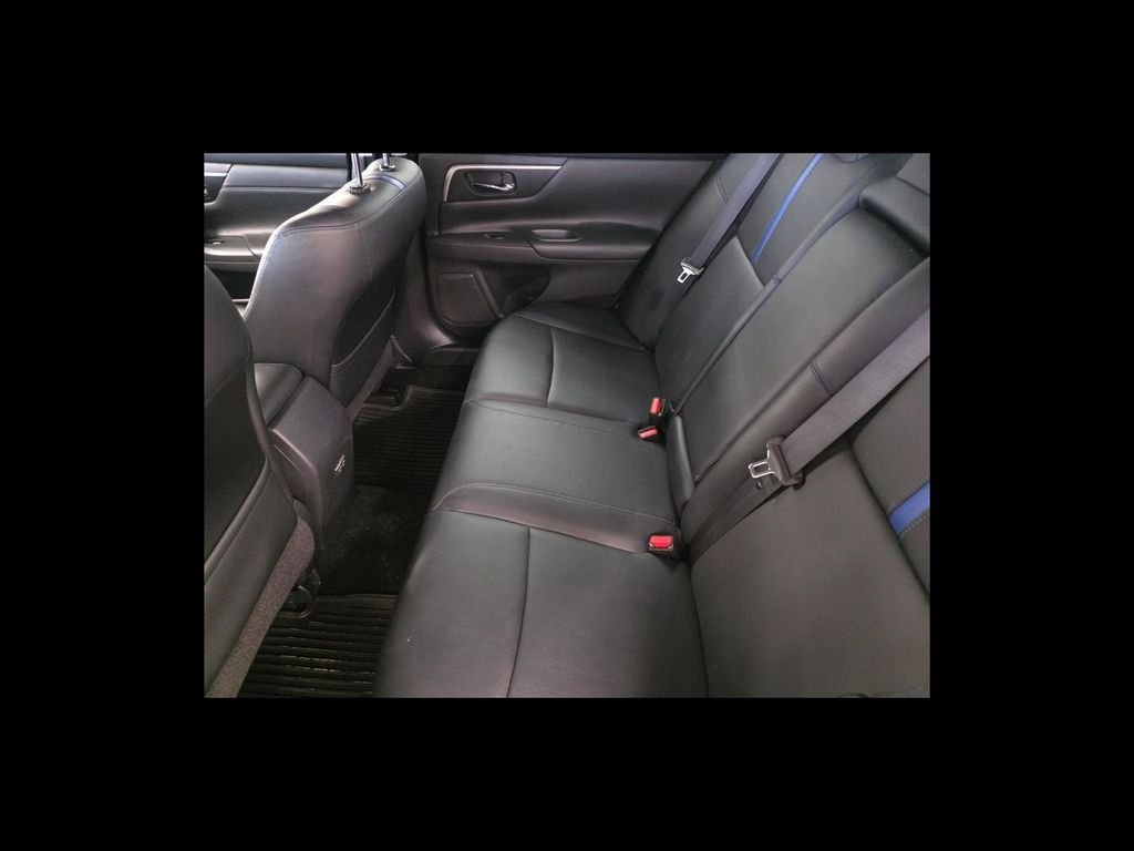 Used 2018 Gray Nissan 2.5 SR image 17