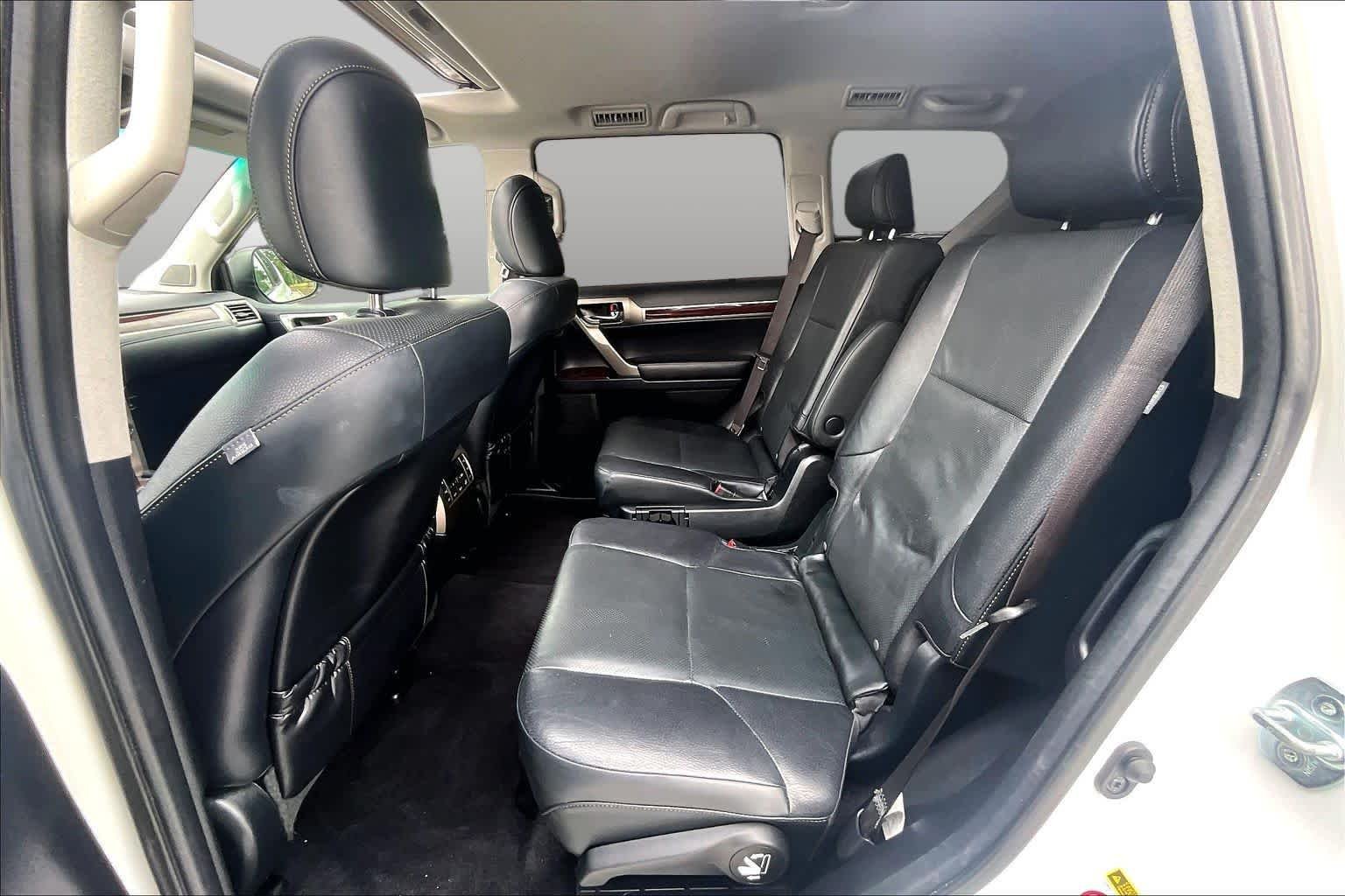 Used 2019 Starfire Pearl Lexus Premium image 20