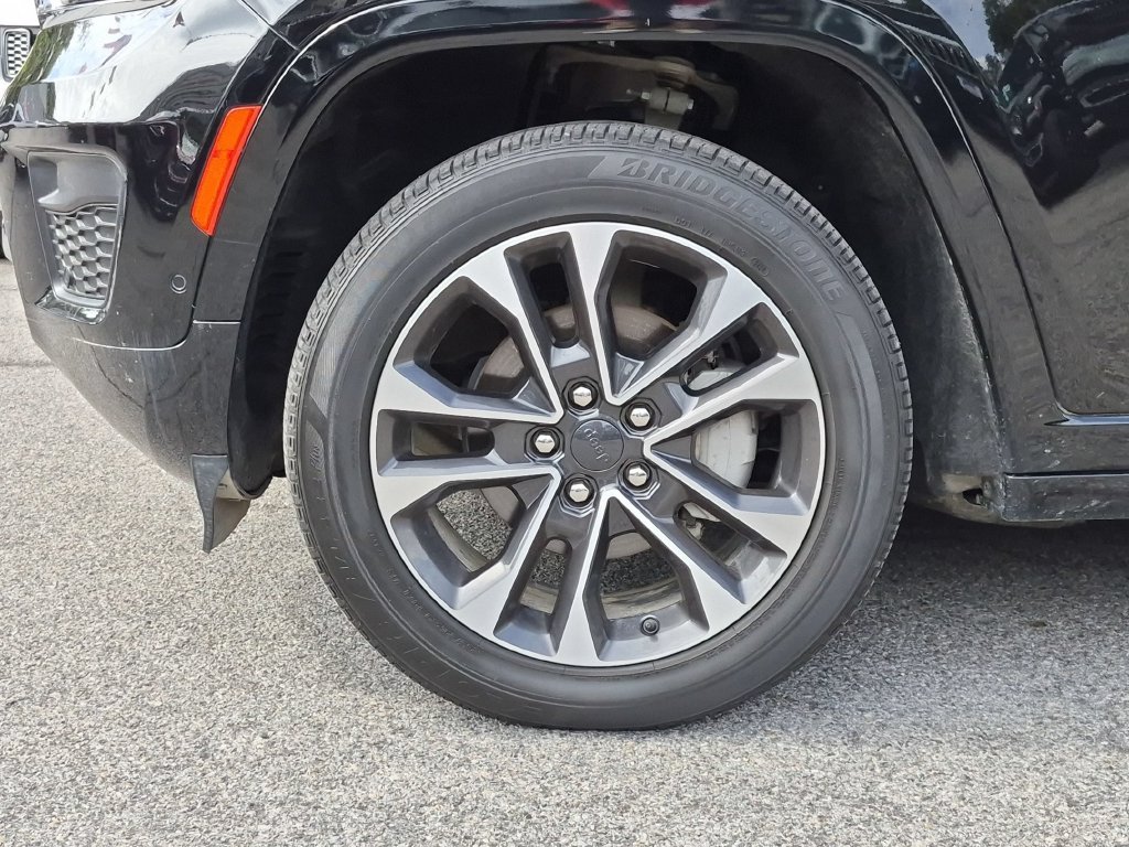 Used 2024 Black Jeep Overland image 33