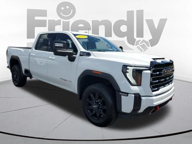 Used 2025 White GMC AT4 image 7