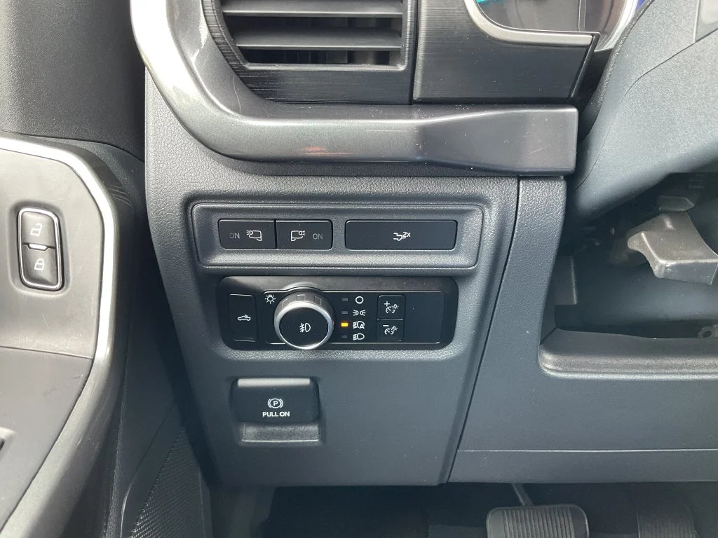Used 2023 Black Ford XLT image 29