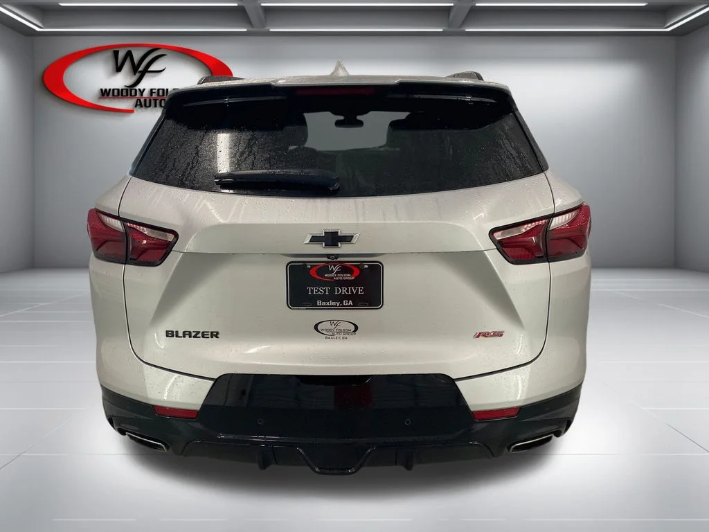 Used 2021 Silver Chevrolet RS image 7
