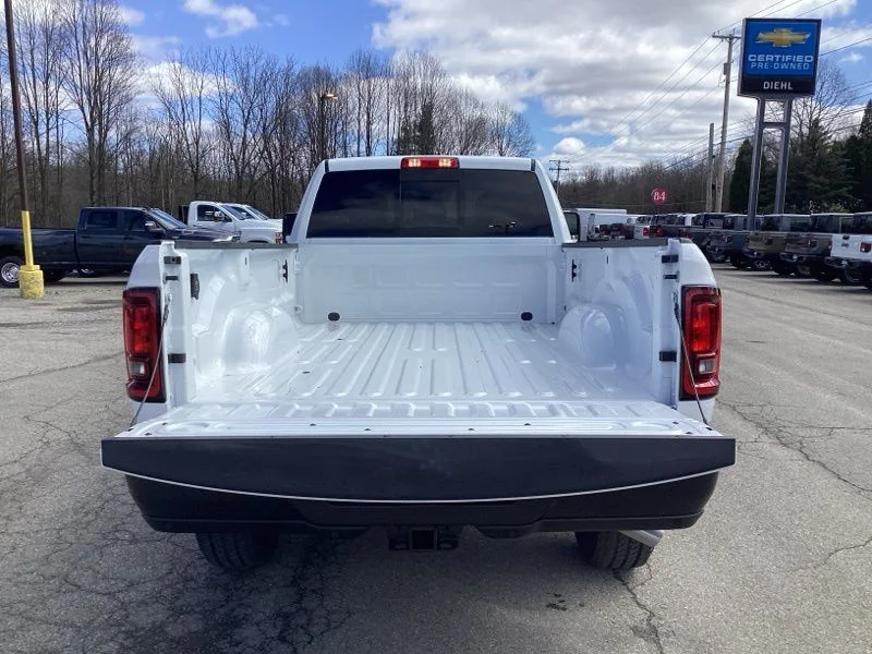 New 2026 Bright White Clear-Coat Exterior Paint RAM Tradesman image 14