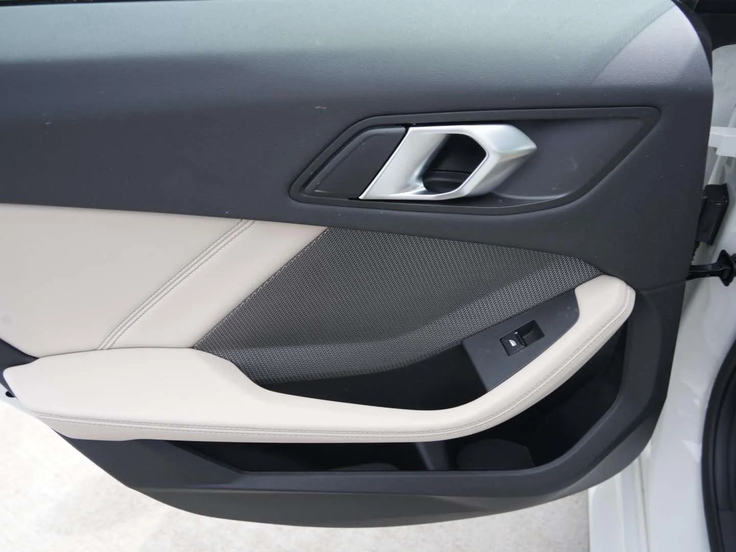 2026 BMW 2 Series 228 - Photo 9