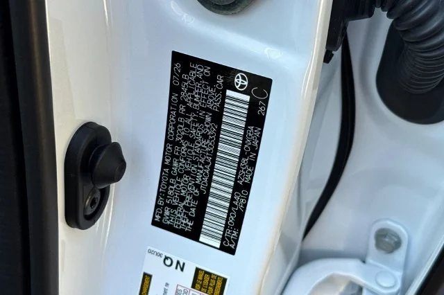 New 2026 Oxygen White <sup>1</sup> Toyota  Limited image 35