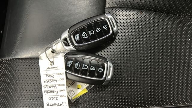 Used 2020 Steel Graphite Hyundai Limited image 19