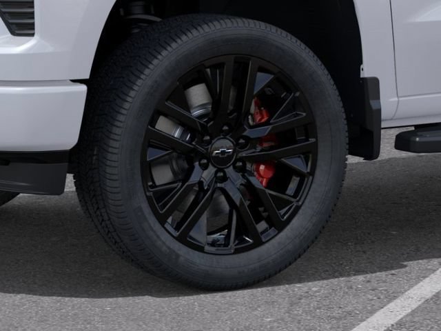 New 2026 Summit White Chevrolet RST image 10