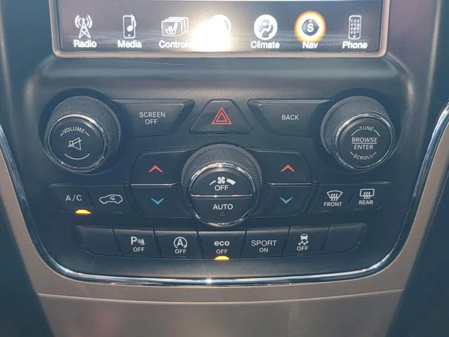 Used 2016 Silver Jeep Limited image 21