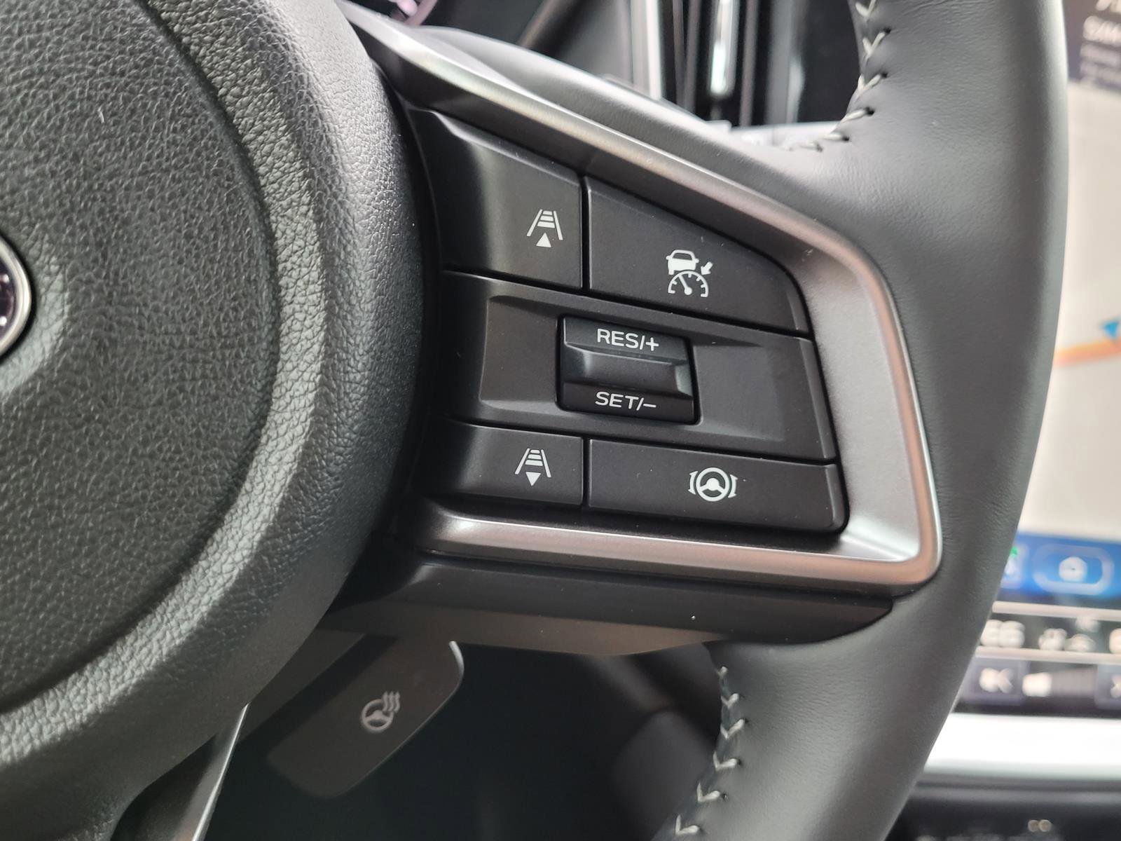 Used 2025 Ice Silver Metallic Subaru Touring XT image 8