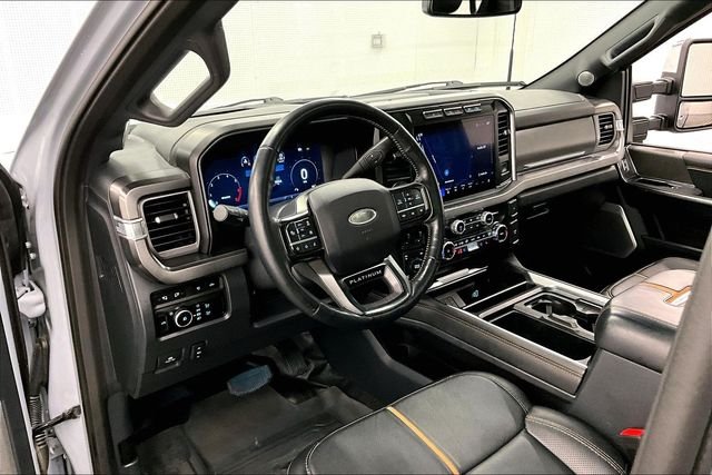 2024 Ford F-350 Super Duty Platinum - Photo 15