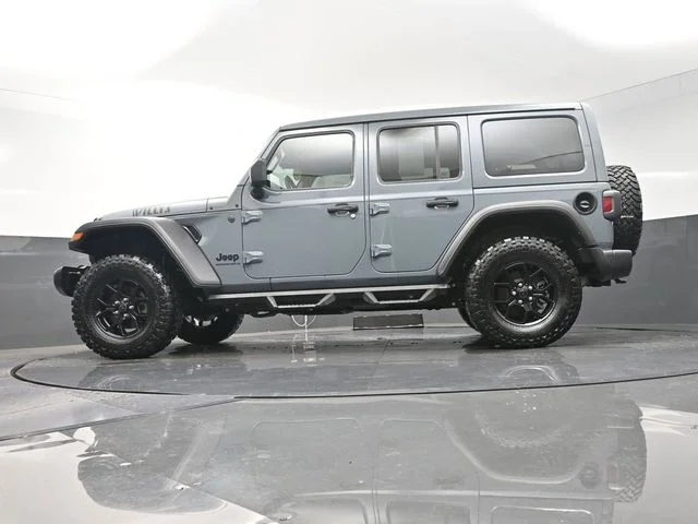 Used 2024 Gray Jeep Sport image 37