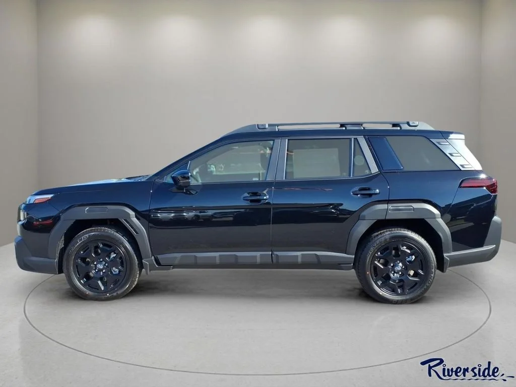 New 2026 CRYSTAL BLACK SILICA Subaru Limited image 3
