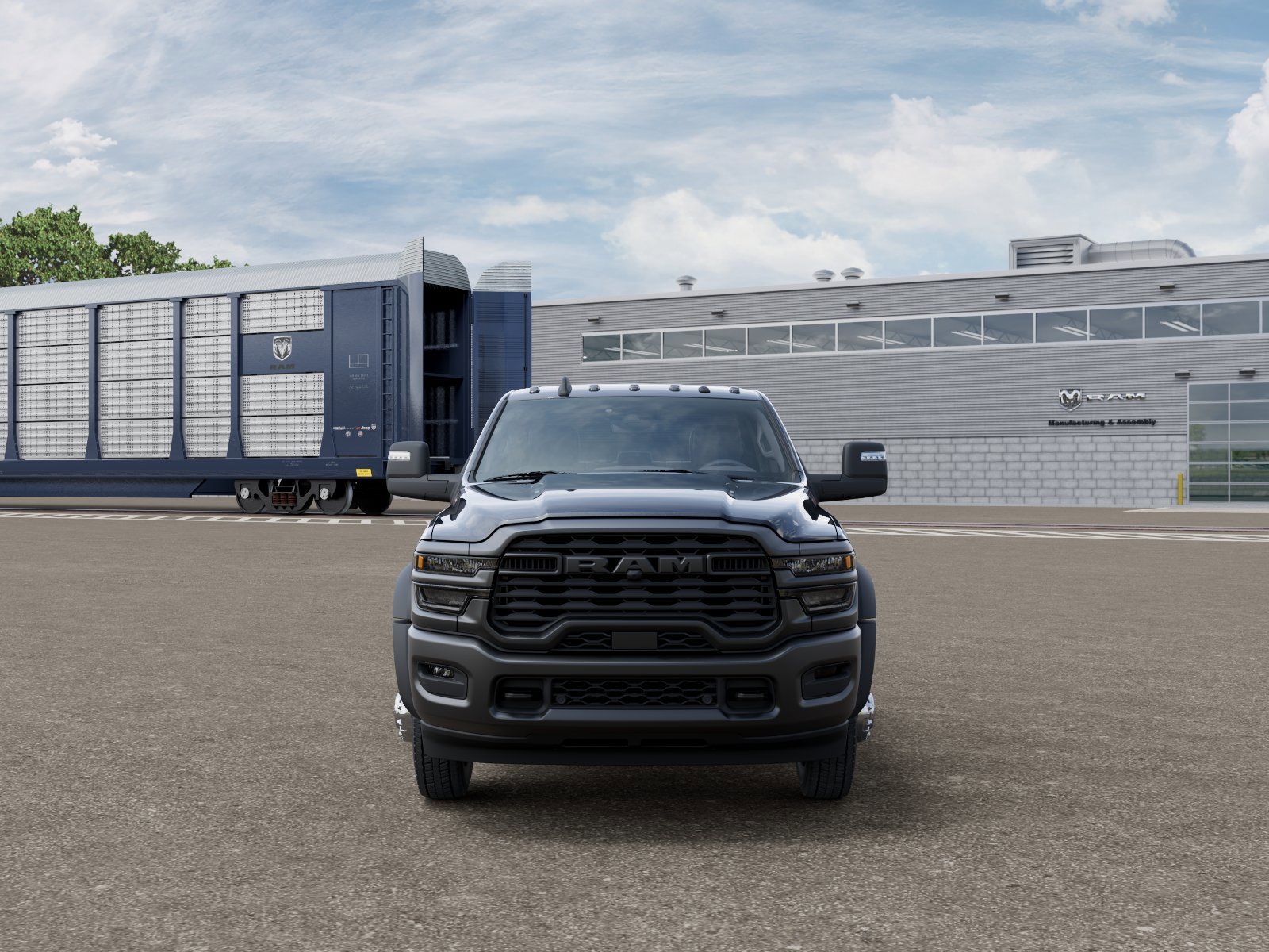 New 2026 Diamond Black Crystal Pearl-Coat Exterior Paint RAM Tradesman image 6