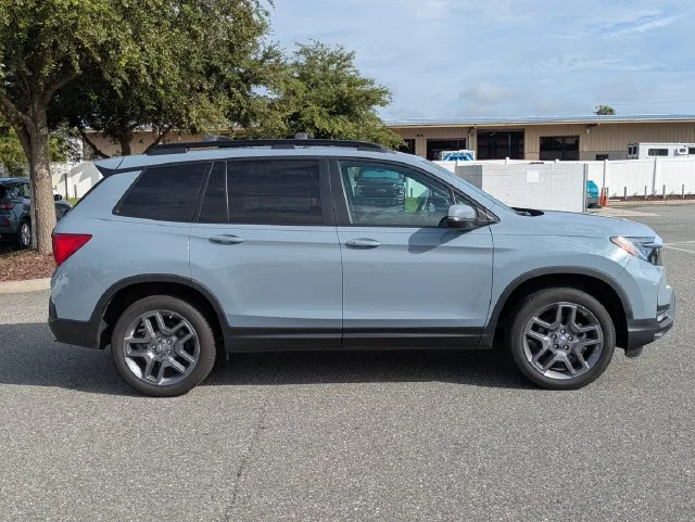 Used 2023 Gray Honda EX-L image 2