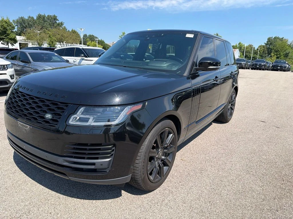 Used 2018  Land Rover 5.0L V8 Supercharged image 2