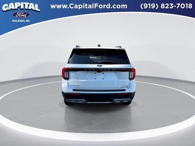 Used 2025 White Ford Active image 7