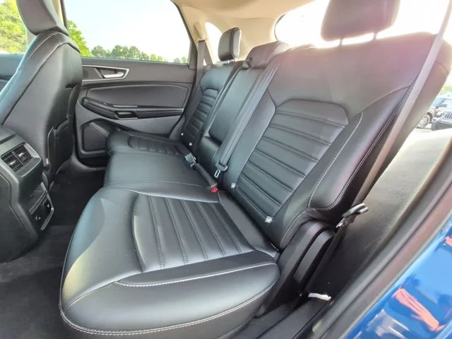 Used 2024 Blue Ford SEL image 29
