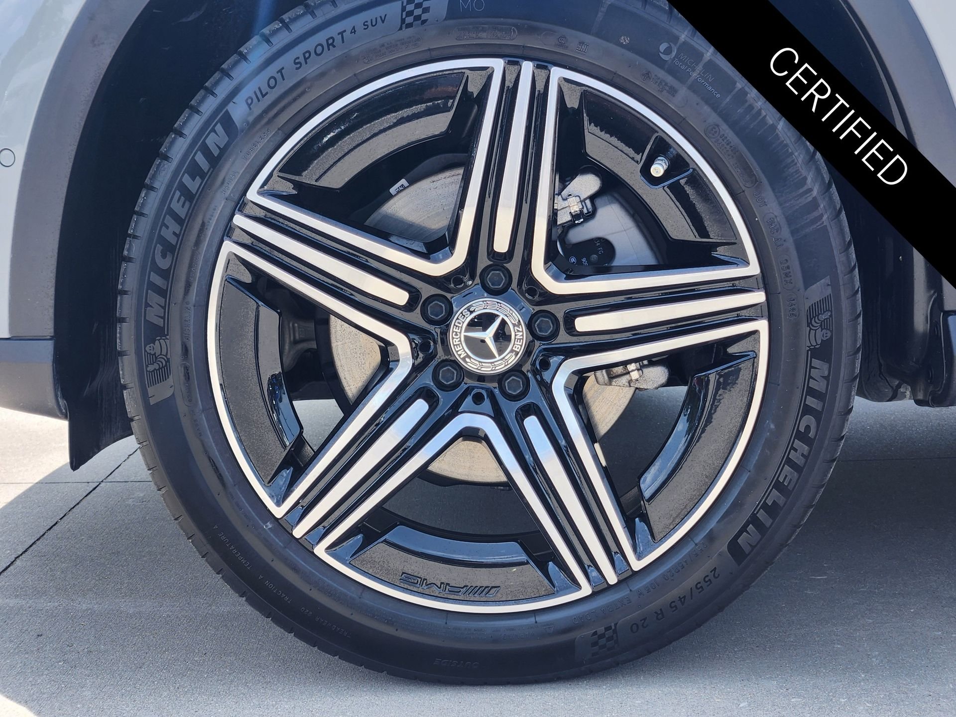 Certified Used 2026 MANUFAKTUR Alpine Gray Mercedes-Benz GLC 300 image 12