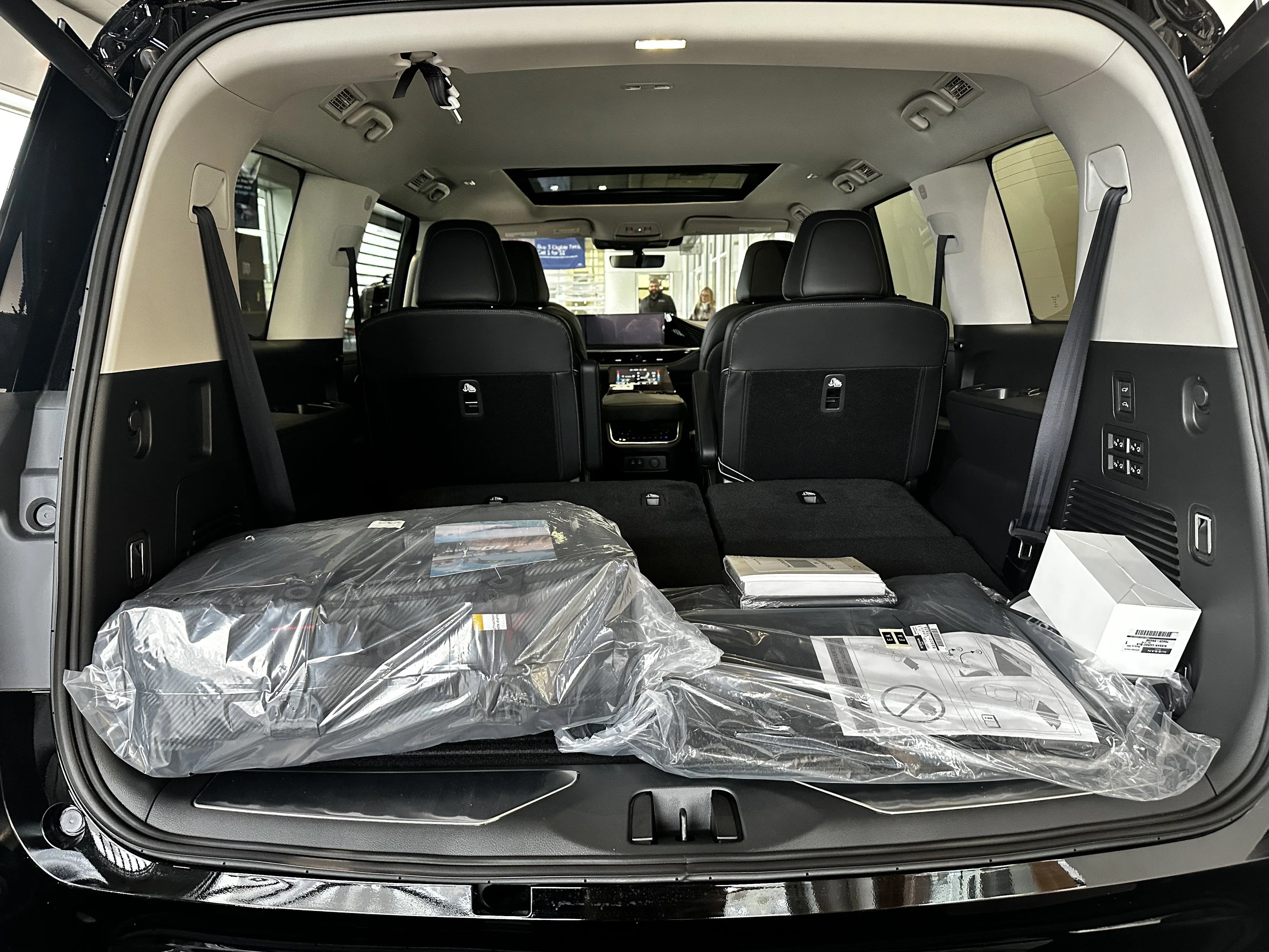 New 2026 BLACK OBSIDIAN INFINITI Luxe 4WD image 12