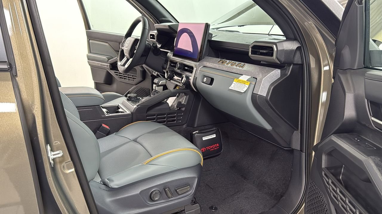 2026 Toyota Tacoma Trailhunter - Photo 18