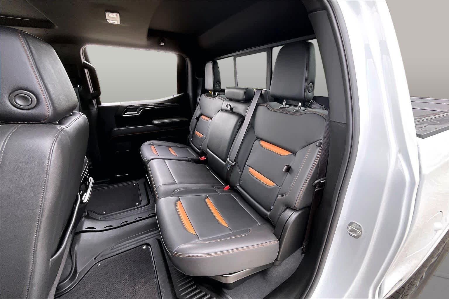 Used 2024 Summit White GMC AT4 image 20