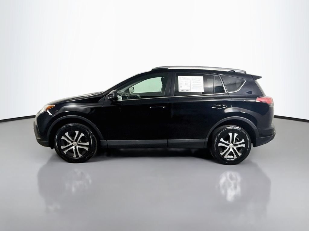 Used 2018 Gray Toyota LE image 4
