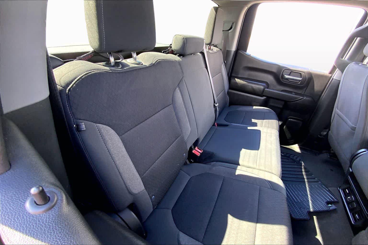Used 2022 Northsky Blue Metallic Chevrolet LT image 29