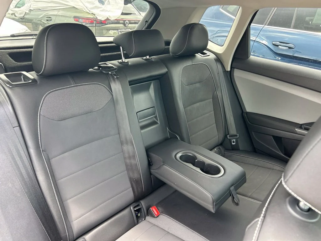 Used 2022 Blue Dusk Volkswagen 1.5T SE image 49