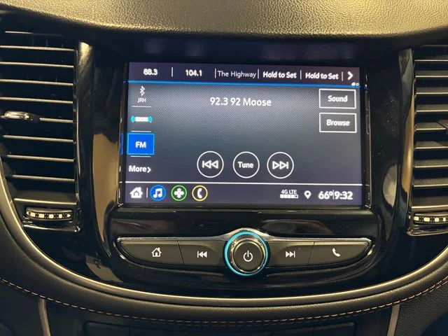 Used 2021 Gray Chevrolet LT image 19