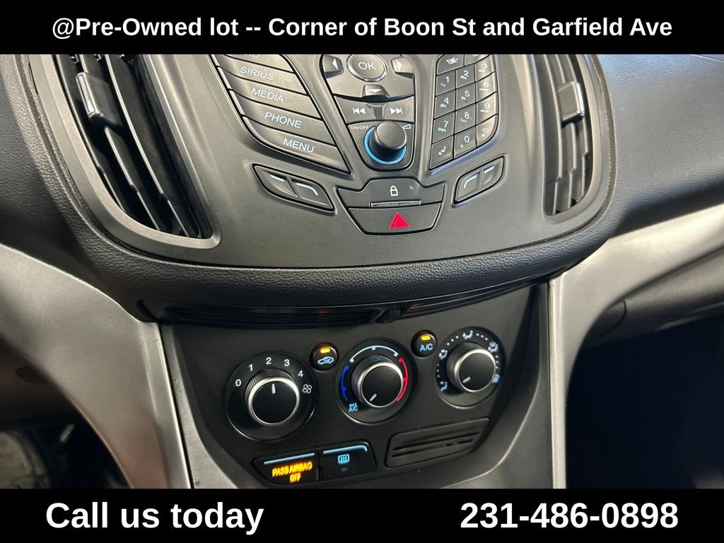 Used 2016 Silver Ford SE image 22