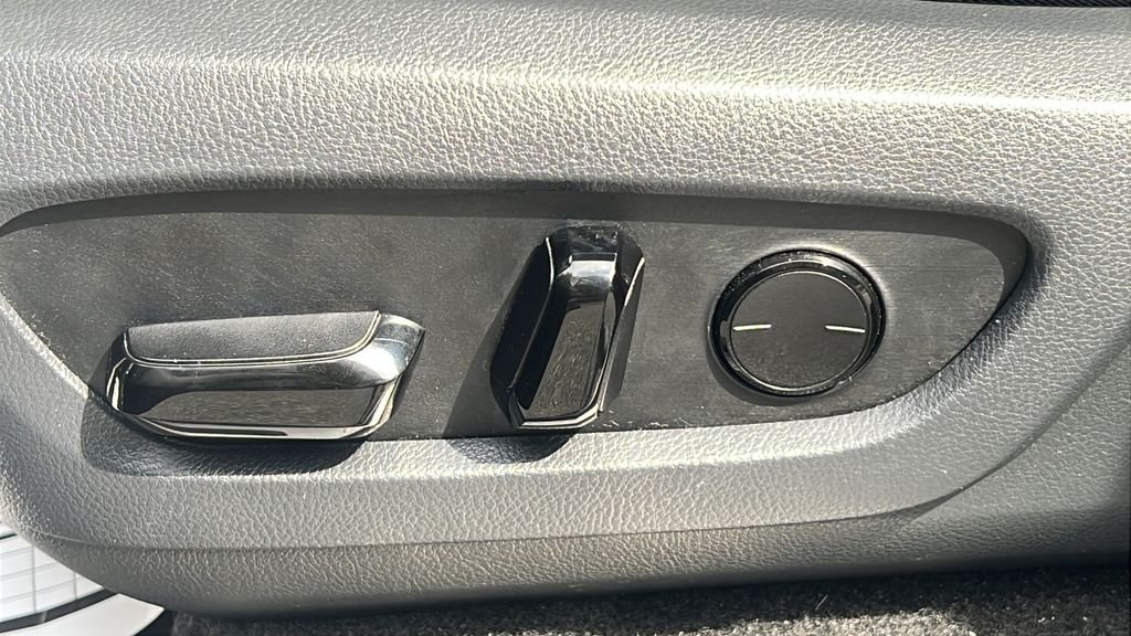 Used 2024 Black Lexus 550 Premium+ image 17