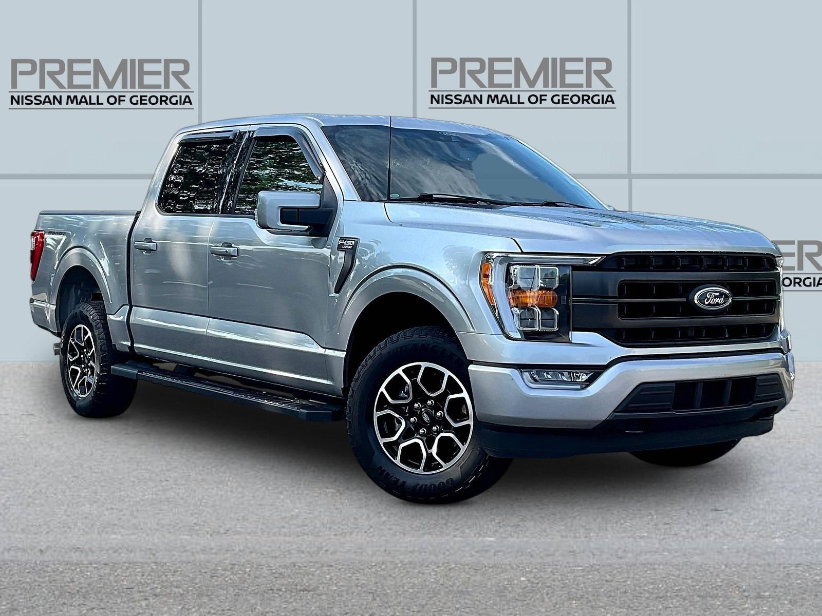 Used 2022 Silver Ford Lariat image 3