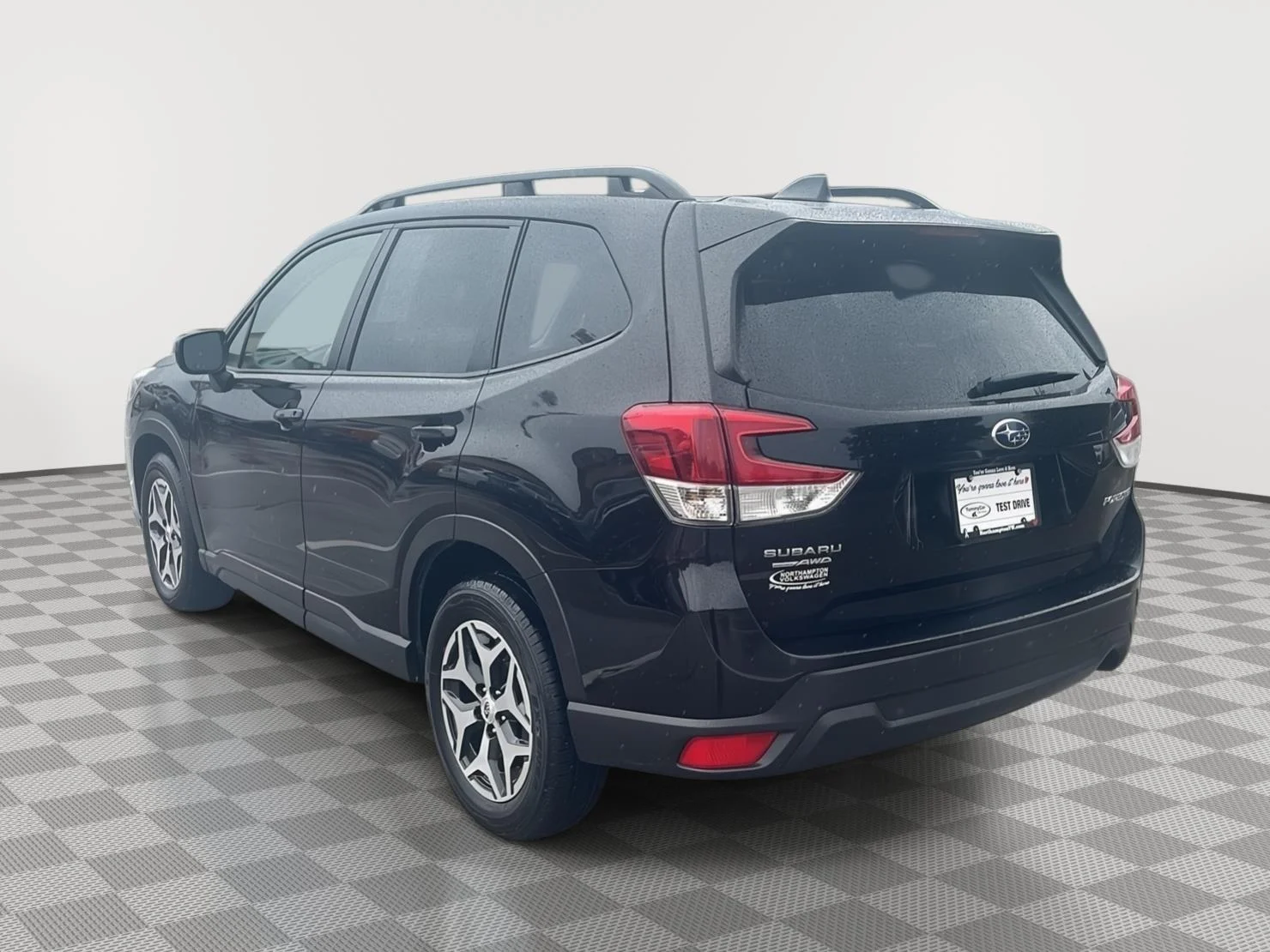 Used 2023 Crystal Black Silica Subaru Premium image 8