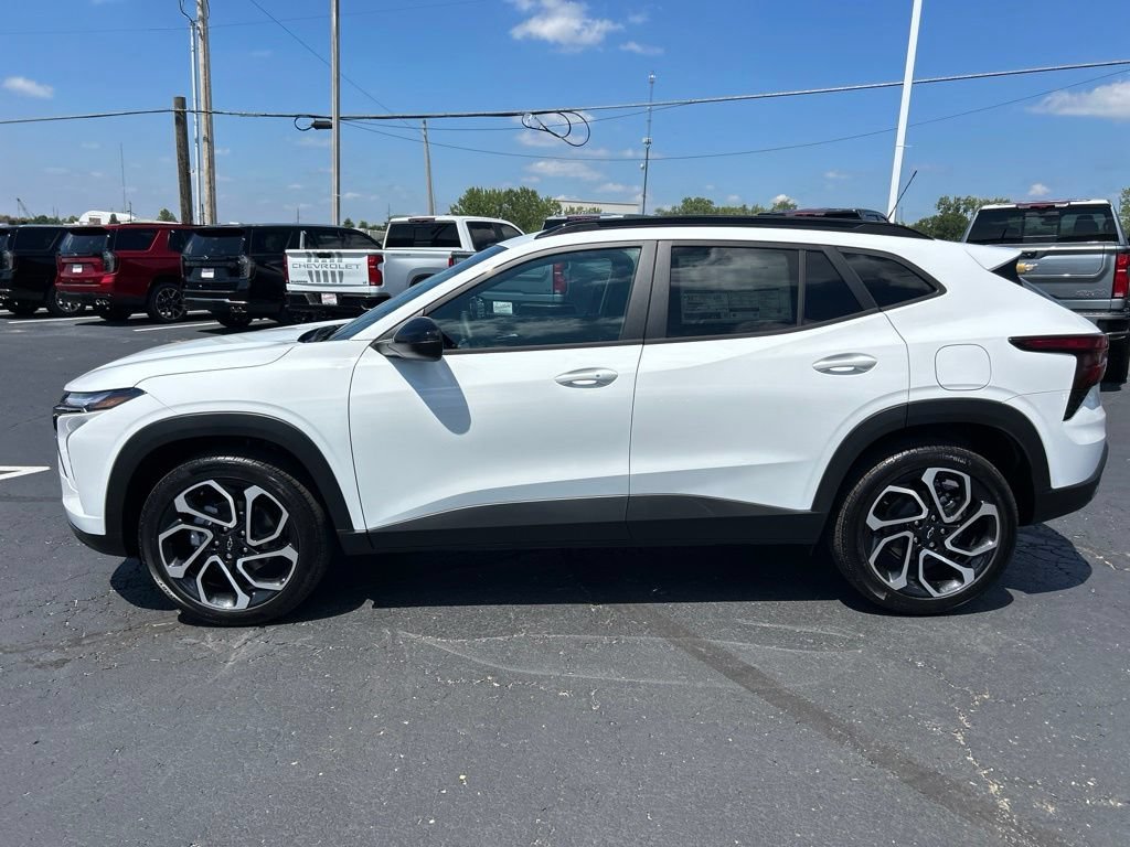 2026 Chevrolet Trax RS - Photo 8