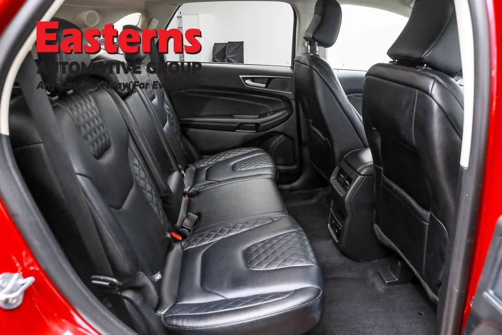 Used 2024 Red Ford Titanium image 23