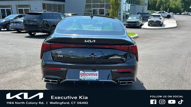 New 2026 Aurora Black Pearl Kia GT image 5