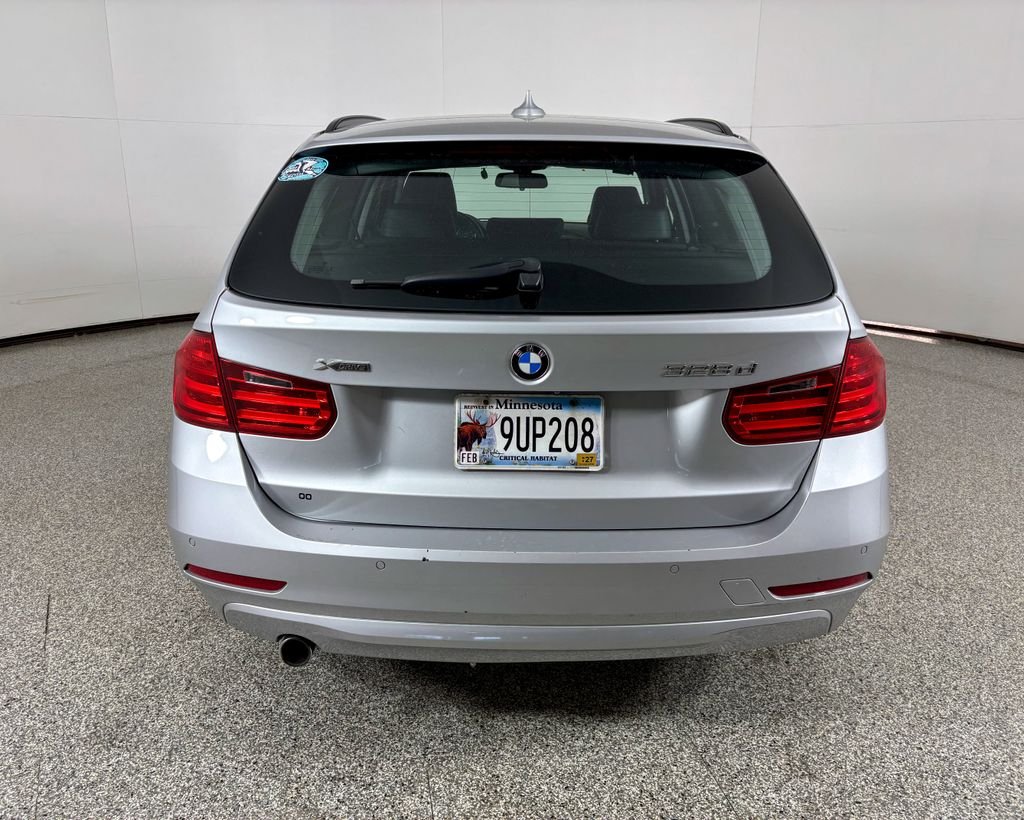 Used 2014 Glacier Silver Metallic BMW 328d xDrive image 7