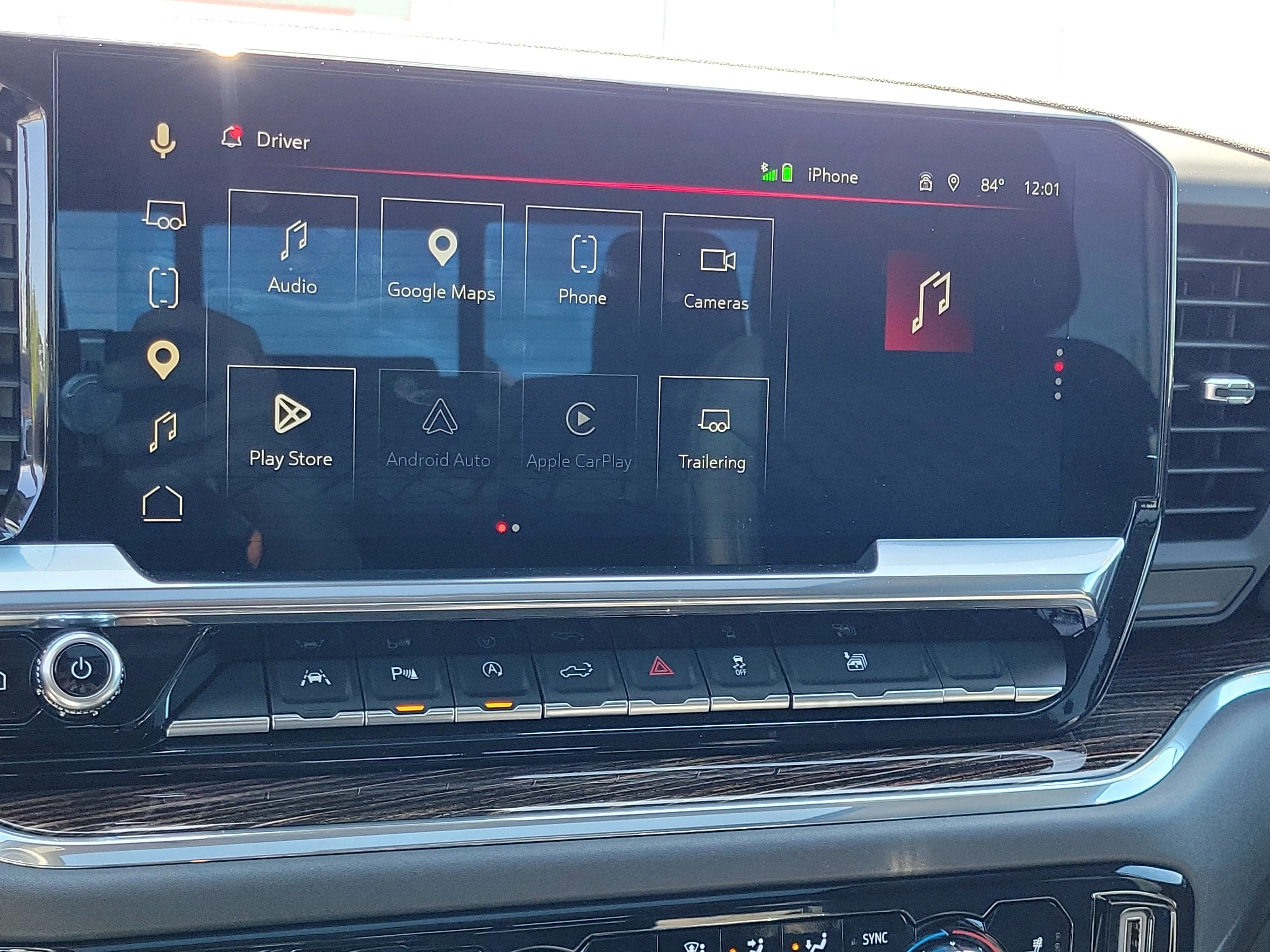 Used 2025 Summit White GMC Elevation image 25