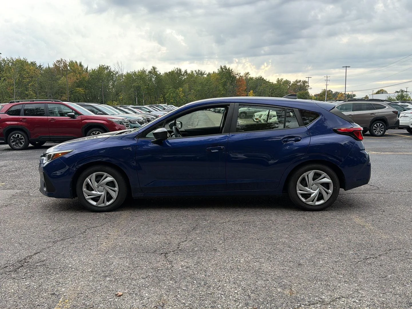 Used 2024 Sapphire Blue Pearl Subaru  image 11