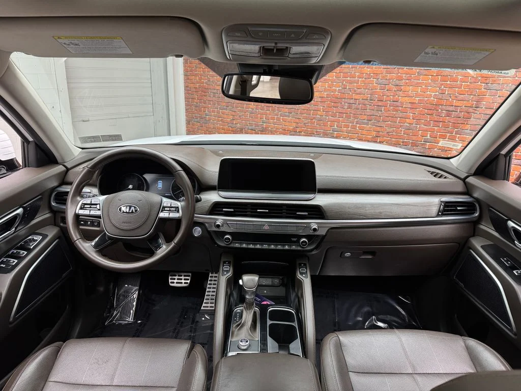 Certified Used 2021 White Pearl Kia SX image 13
