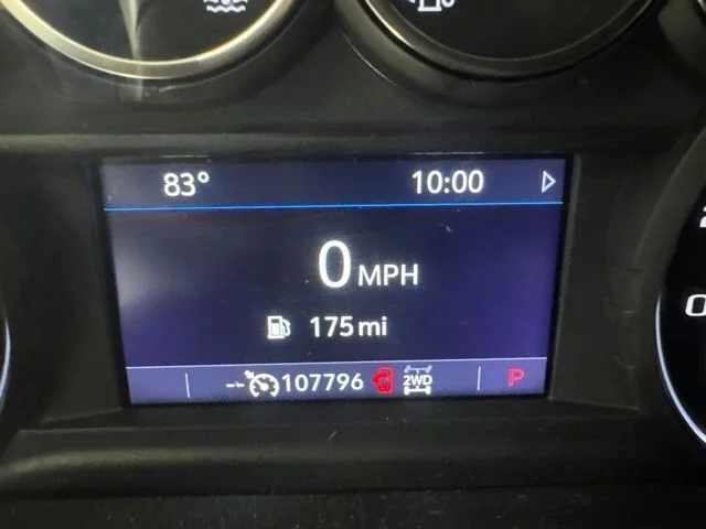 Used 2021 White Chevrolet Z71 image 14