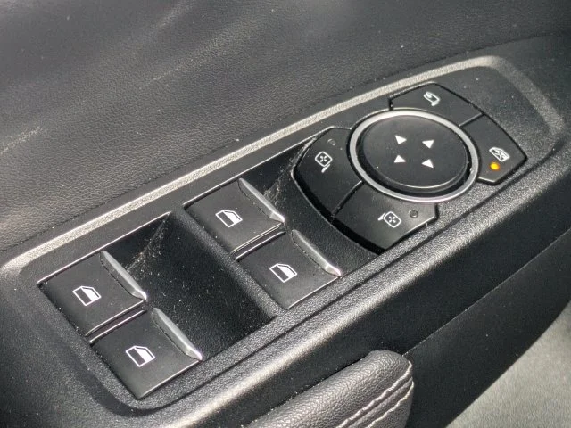 Used 2024 Azure Gray Metallic Ford Lariat image 23