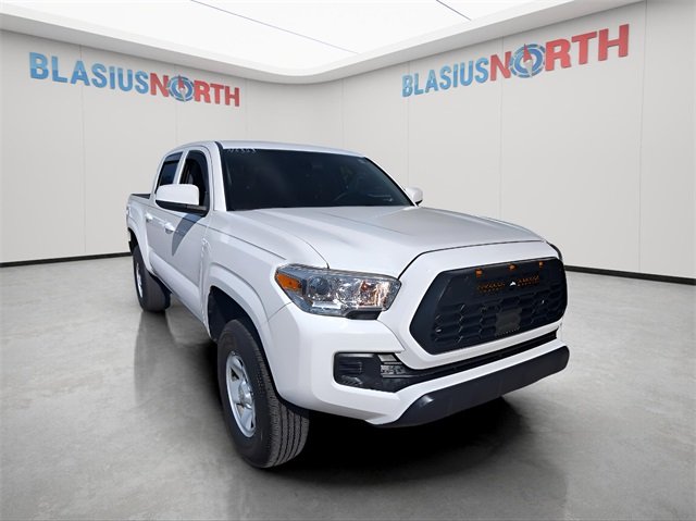 2023 Toyota Tacoma SR photo 4