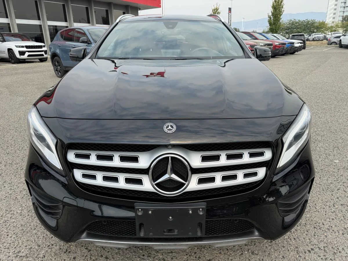 Used 2019 Black Mercedes-Benz Gla250 4matic image 2