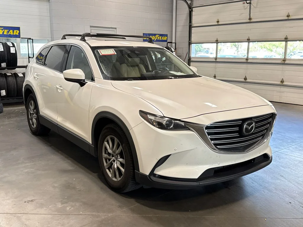 Used 2018 White Mazda Touring image 3