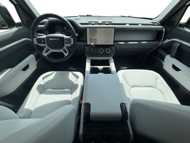 New 2026 Fuji White Land Rover X-Dynamic SE image 12