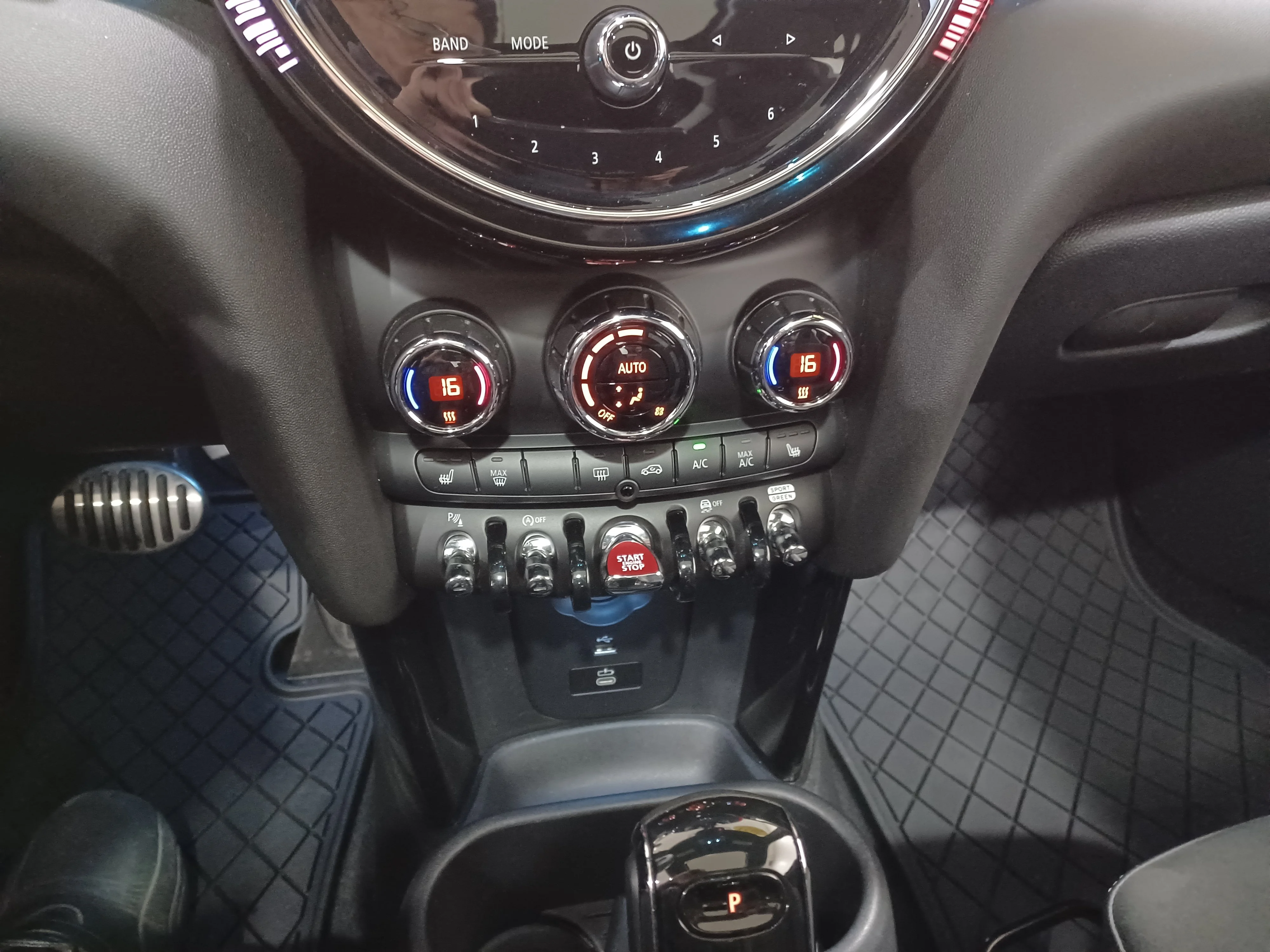 Certified Used 2023 Moonwalk Grey Semi-Metallic MINI John Cooper Works*Adaptive Cruise | Nav | HUD | Htd Alcantara Seats | Dual Sunroof | Harman/Kardon image 18