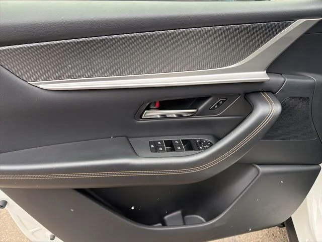 2025 Mazda CX-90 Preferred Package - Photo 25