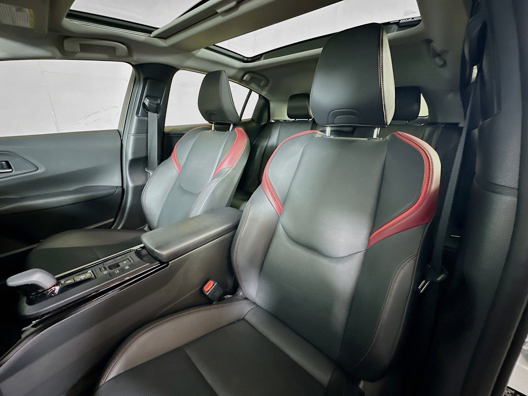 2024 Toyota Prius Prime XSE Premium - Photo 19