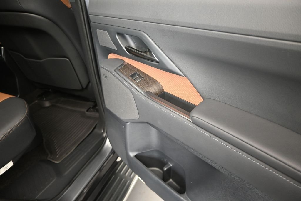 2024 Lexus GX Luxury - Photo 21